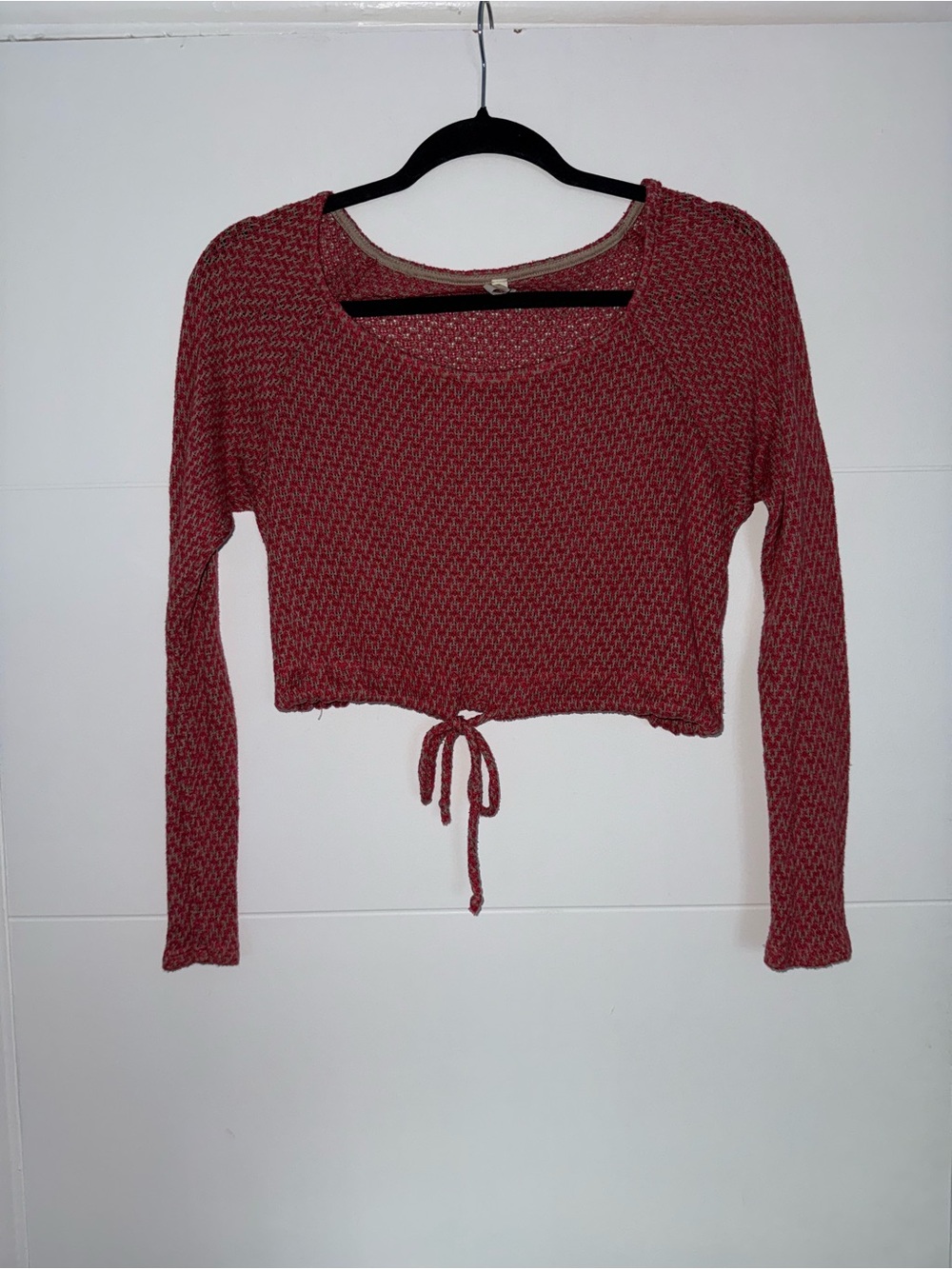 Cropped Long-Sleeve Tie-Front Top in Maroon